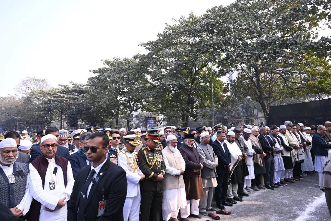 বেগম খালেদা জিয়ার নামাজে জানাজায় যোগ দেন প্রধান উপদেষ্টা প্রফেসর মুহাম্মদ ইউনূস