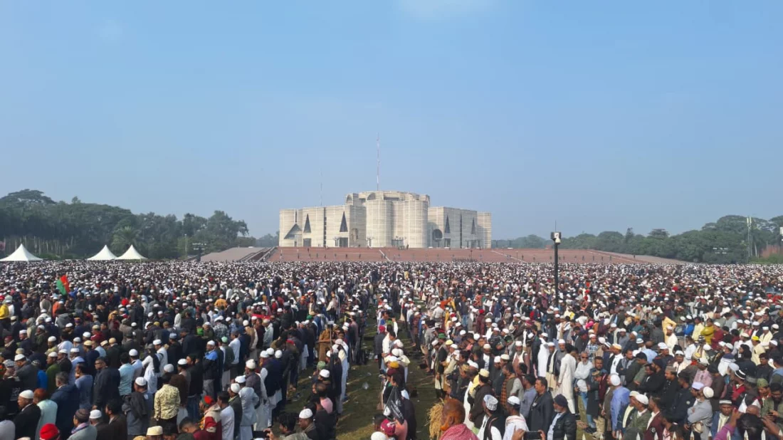 বেগম খালেদা জিয়ার জানাজায় উপস্থিত লাখো জনতা