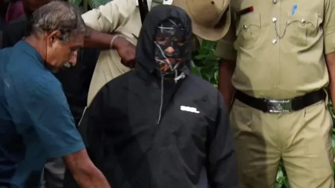 ভারতের কর্ণাটকে শত শত নারীকে ধর্ষণের পর মাটিচাপার অভিযোগ