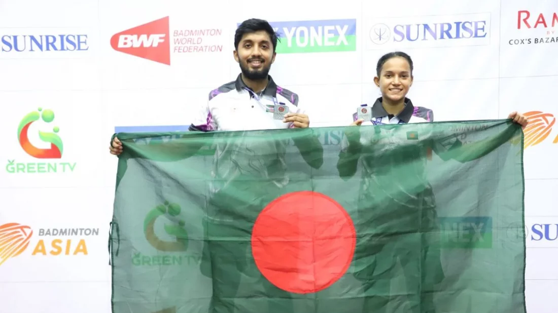 বাংলাদেশের জুটি জুমার-ঊর্মির রৌপ্য পদক জয়