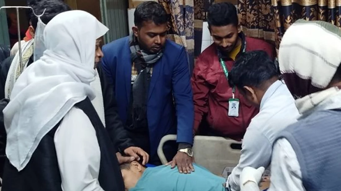 ছাত্রলীগ কর্মীর ছুরিকাঘাতে শহীদ জুলাই যোদ্ধার ভাই আহত