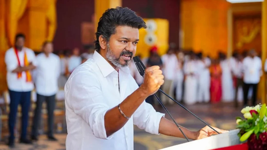 দক্ষিণী সিনেমার অন্যতম জনপ্রিয় নায়ক বিজয় থালাপাতি