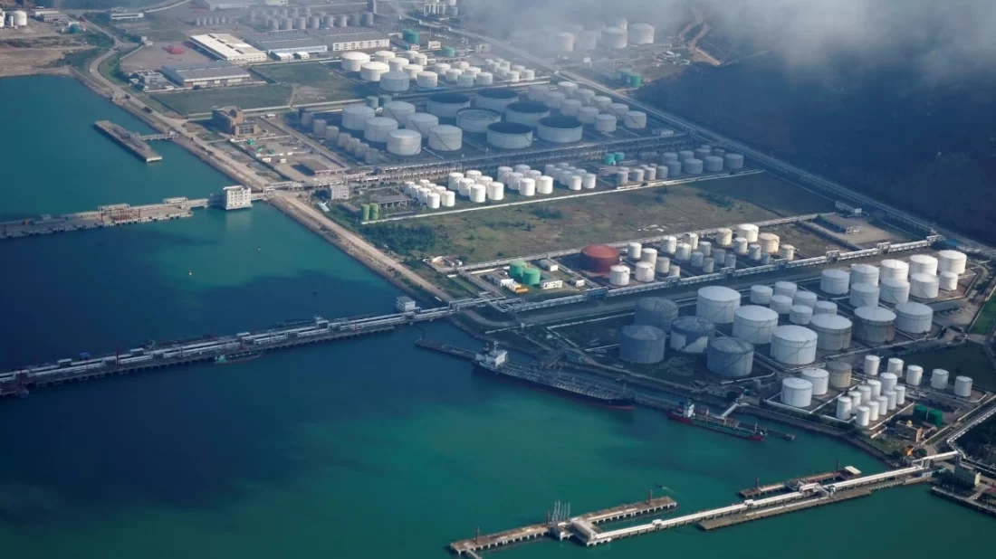 চীনের শোধনাগার। ছবি: রয়টার্স