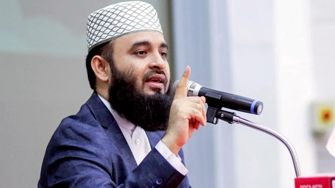 বাংলাদেশের জনপ্রিয় ধর্মীয় বক্তা মাওলানা মিজানুর রহমান আজহারী