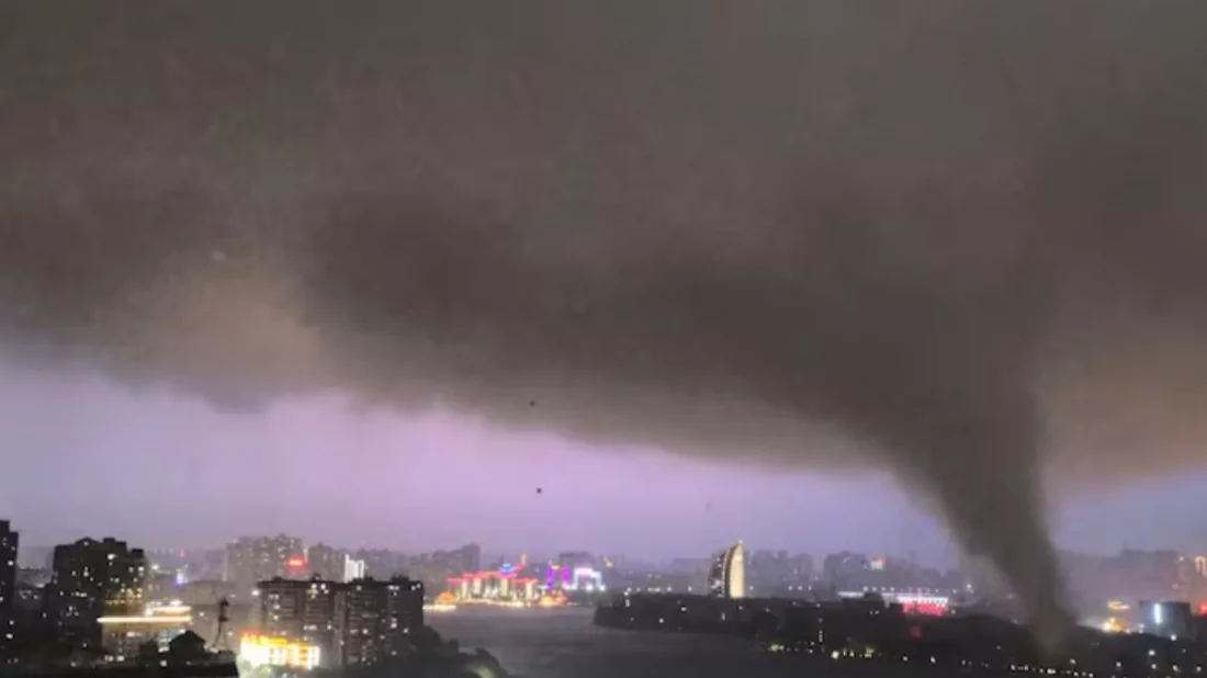 চীনের দক্ষিণাঞ্চলের গুয়াংসি প্রদেশে টাইফুন মাইসাক মঙ্গলবার আঘাত হানে। ছবি: সংগৃহীত