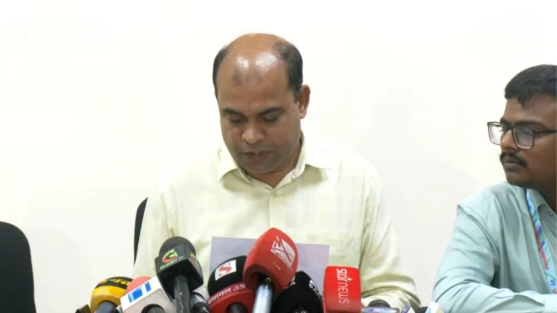প্রেস ব্রিফিংয়ে দুদকের মুখপাত্র আকতারুল ইসলাম। ছবি: সংগৃহীত