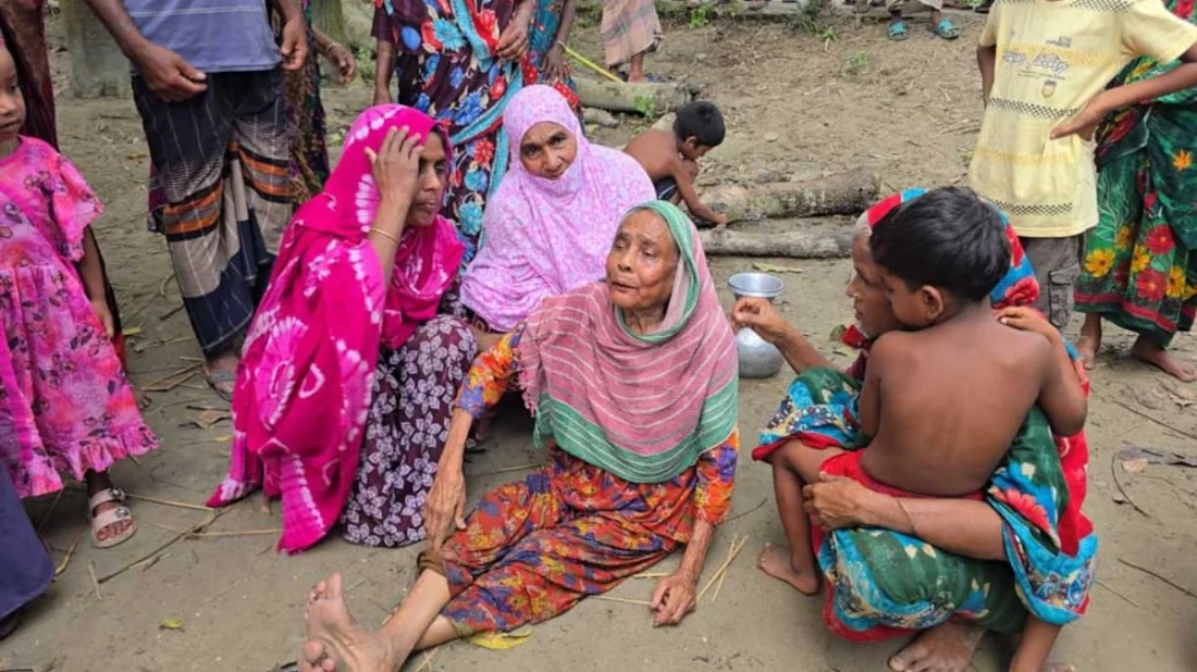 রাতে নিখোঁজ, সকালে পুকুরে মিলল ব্যবসায়ীর জবাই করা মরদেহ