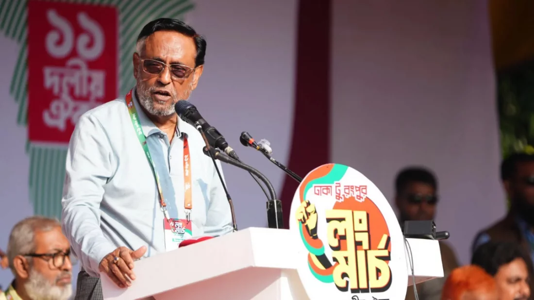 পথসভায় বক্তব্য দেওয়ার সময় এলডিপির চেয়ারম্যান ও সাবেক মন্ত্রী কর্নেল (অব.) অলি আহমেদ বীর বিক্রম। ছবি: সংগৃহীত