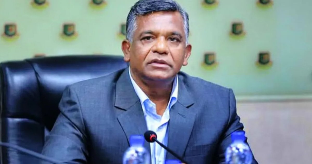 জরুরি বৈঠকে যোগ দিতে পাকিস্তানে গেলেন বুলবুল 