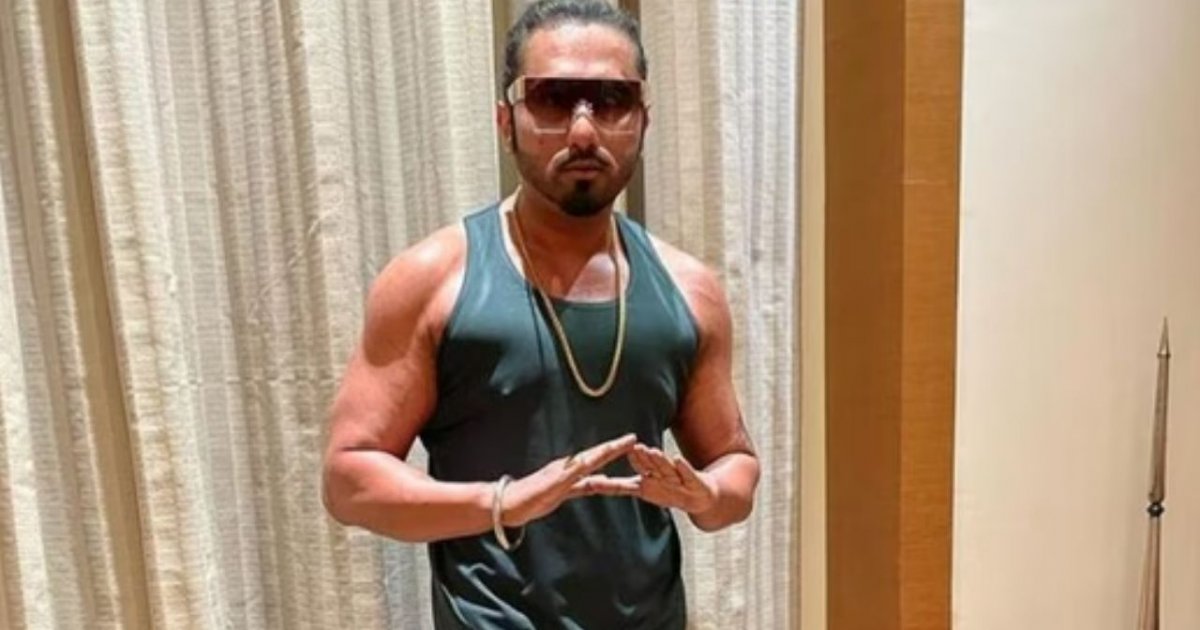 ‘অশালীন’ মন্তব্য করে বিপাকে হানি সিং