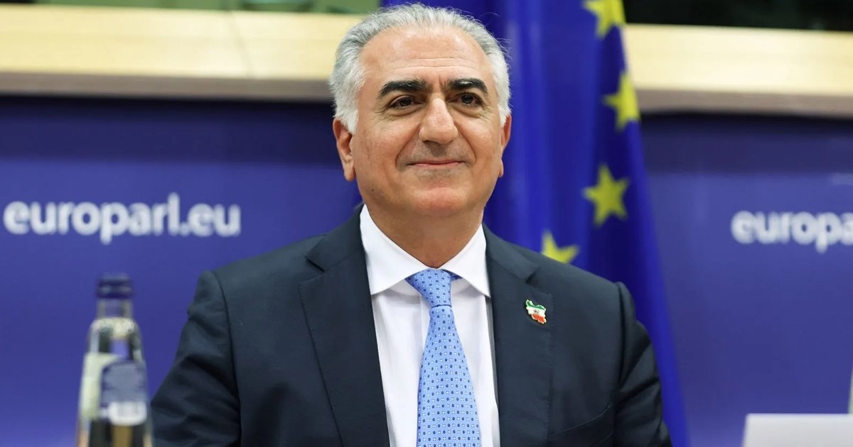 ক্ষমতায় গেলে ইরানের পরমাণু কর্মসূচি বন্ধের ঘোষণা রেজা পাহলভির