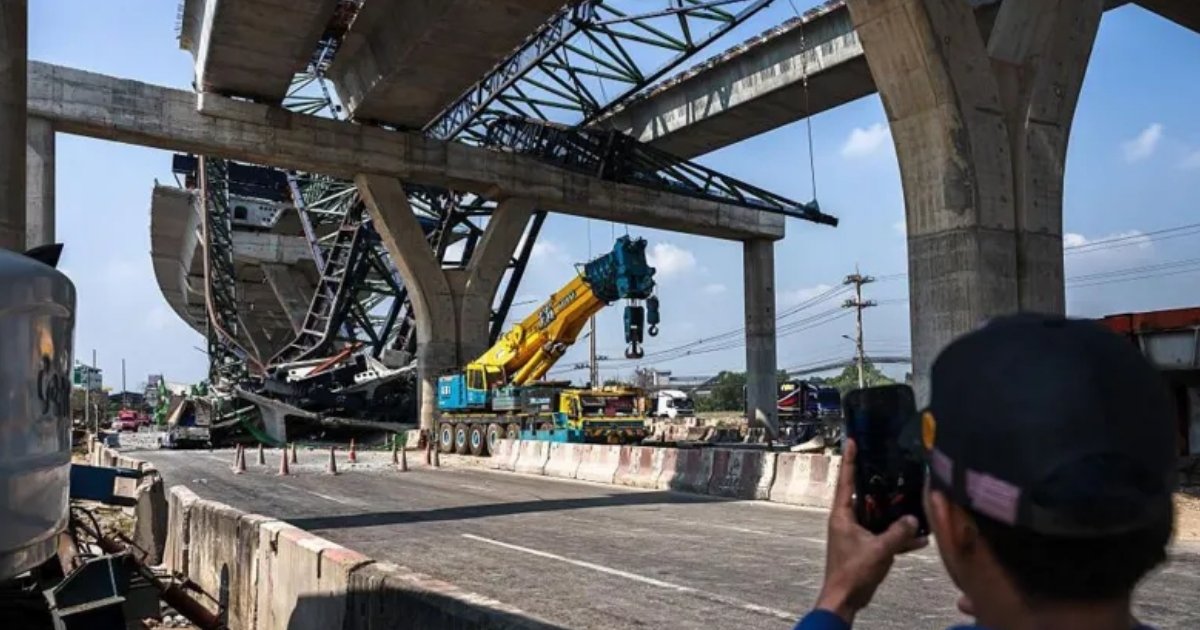 থাইল্যান্ডে আবারও নির্মাণাধীন ক্রেন ভেঙে পড়ে নিহত ২