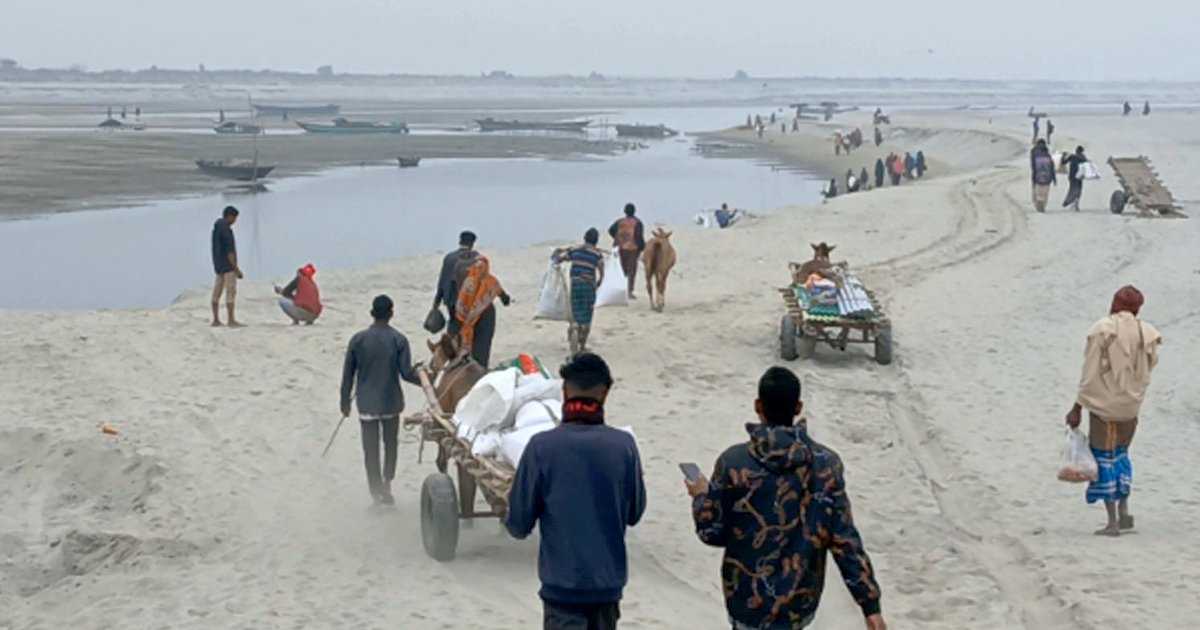 ব্রহ্মপুত্রের নাব্য সংকটে নাজুক ফুলছড়ির জনজীবন