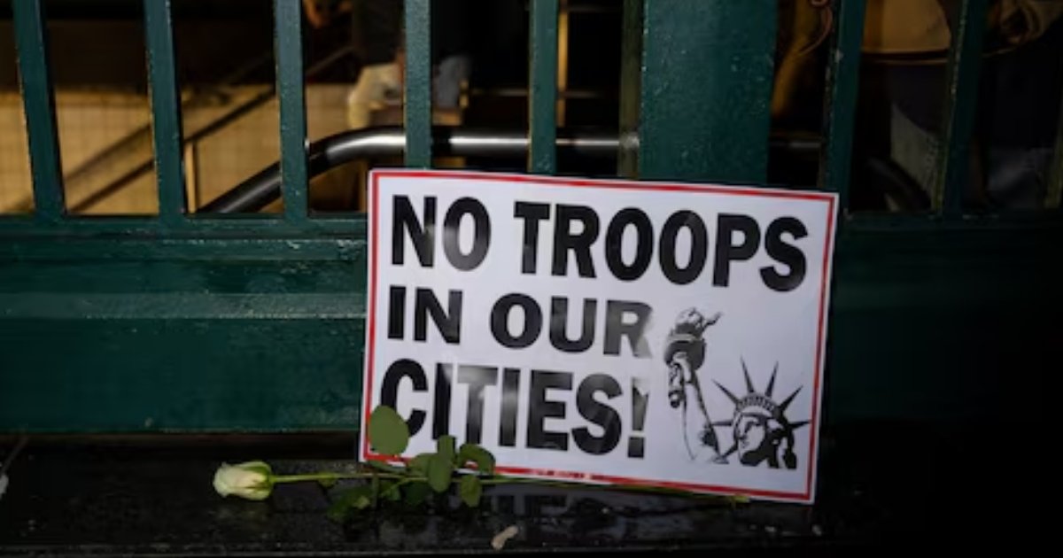 মিনিয়াপোলিসে বিক্ষোভ দমনে ১৫০০ সেনাকে প্রস্তুত রেখেছে ট্রাম্প প্রশাসন