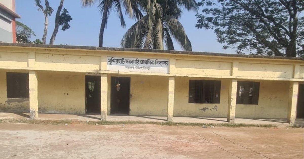 মতলব দক্ষিণে ১১৩টি প্রাথমিক বিদ্যালয়ের ৪০টিতে নেই প্রধান শিক্ষক