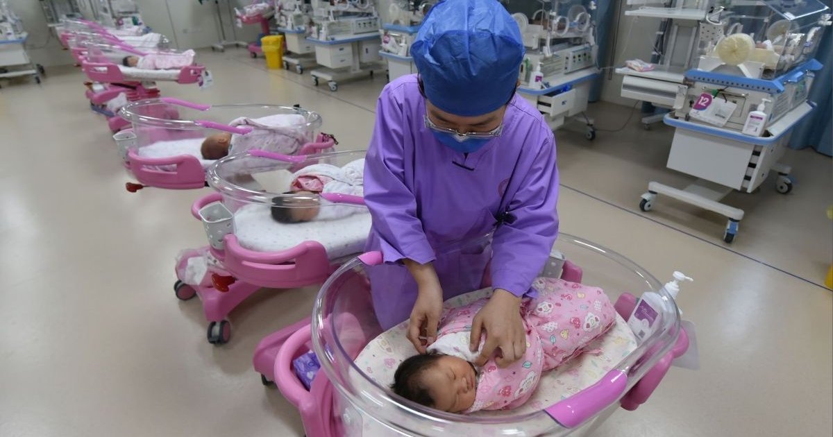 টানা চতুর্থবারের মতো জনসংখ্যা কমলো চীনে