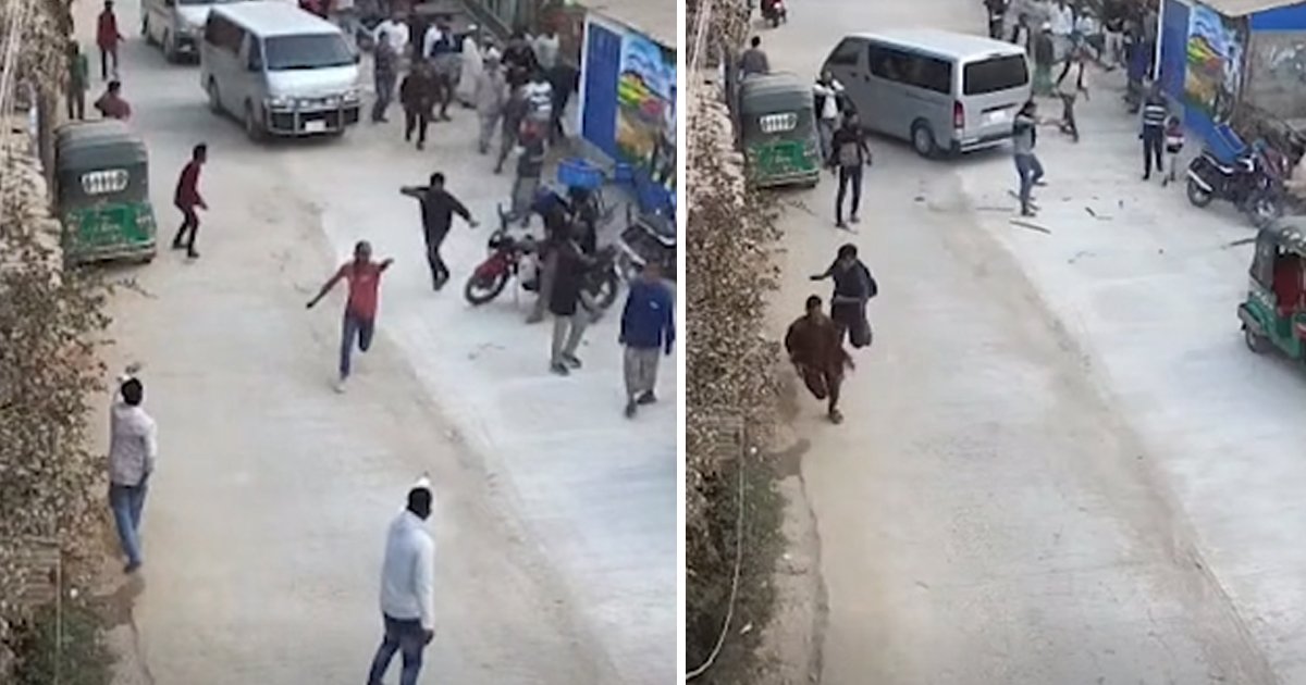 অস্ত্র ছিনিয়ে নিয়ে র‍্যাব কর্মকর্তার পায়ে গুলি, এরপর পিটিয়ে হত্যা