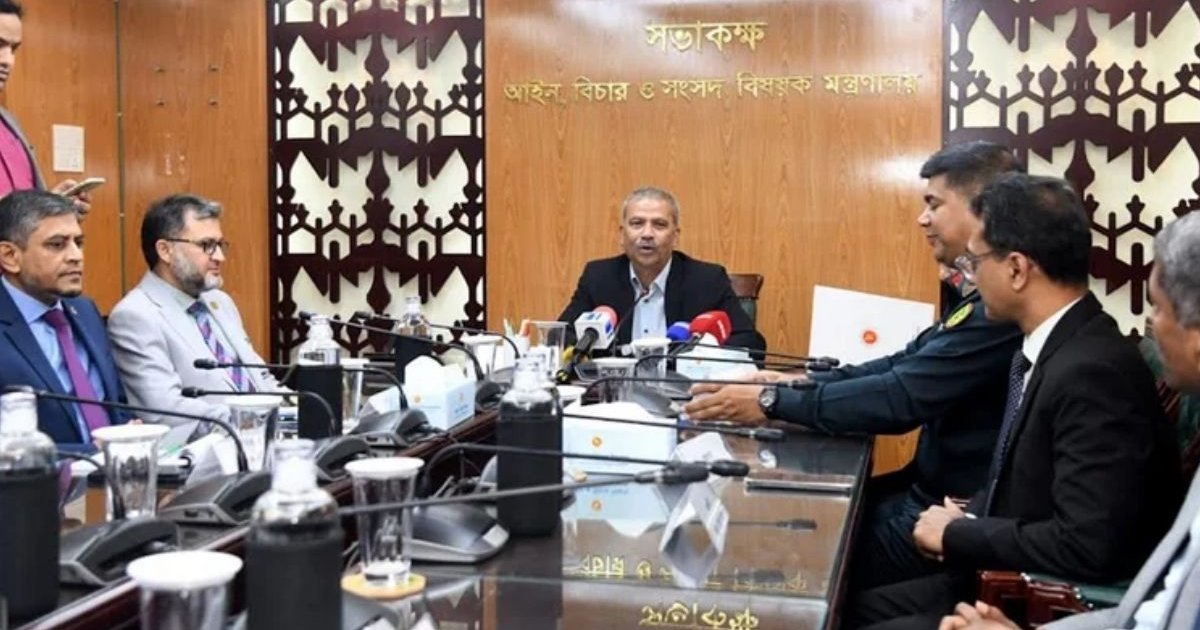 জামিন পাওয়ার পর আর সপ্তাহকাল জেলে থাকতে হবে না: আইন উপদেষ্টা