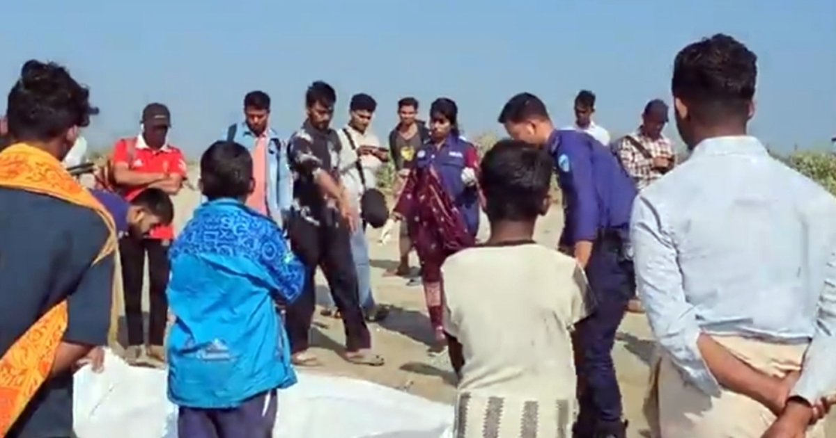 সমুদ্রের ঢেউয়ে ভেসে এলো কন্যা শিশুর মরদেহ