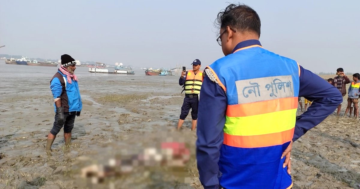 মোংলায় নদীর তীর থেকে অজ্ঞাত ব্যক্তির মরদেহ উদ্ধার