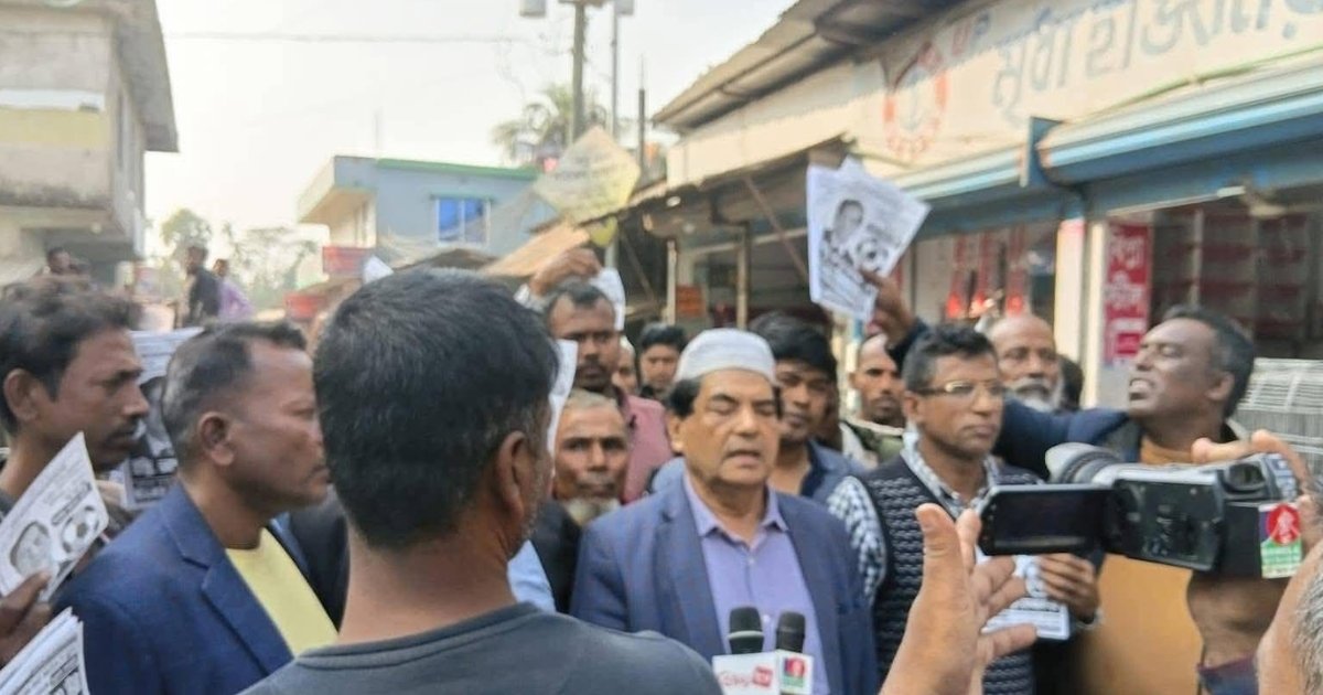 ‘তারেক জিয়ার সালাম নিন, ফুটবল মার্কায় ভোট দিন’—স্লোগানকে কেন্দ্র করে হট্টগোল