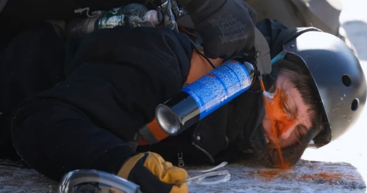 গুলিতে আবারও মার্কিন নাগরিক নিহত, বিক্ষোভে উত্তাল মিনিয়াপোলিস