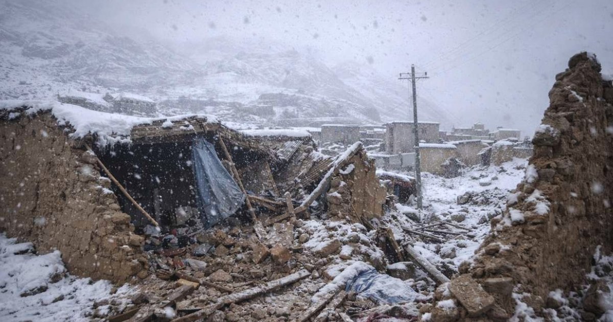 আফগানিস্তানে তুষারপাত ও ভারি বৃষ্টিতে নিহত ৬১, বিপর্যস্ত জনজীবন