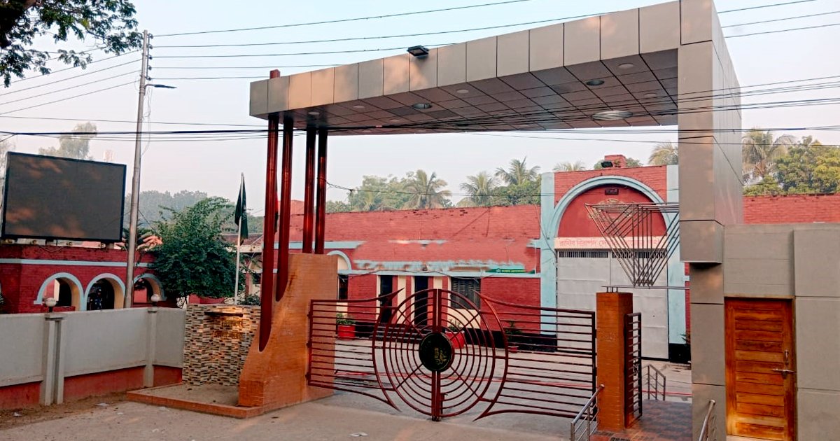 সিরাজগঞ্জ কারাগারে ১০৪৮ জন বন্দির মধ্যে ভোট দেবেন মাত্র ১২জন