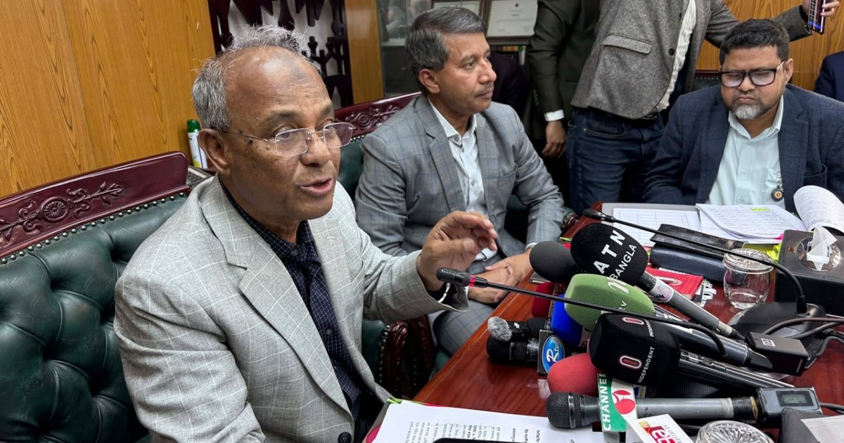 ‘কৃষি ছাড়া উত্তর দেব না’, ছাত্রলীগ নেতার প্রসঙ্গ এড়িয়ে গেলেন উপদেষ্টা