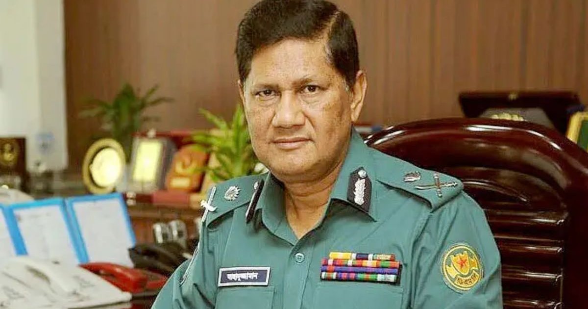 আছাদুজ্জামান মিয়া ও তার পরিবারের সদস্যদের দেশত্যাগে নিষেধাজ্ঞা, সম্পদ জব্দ