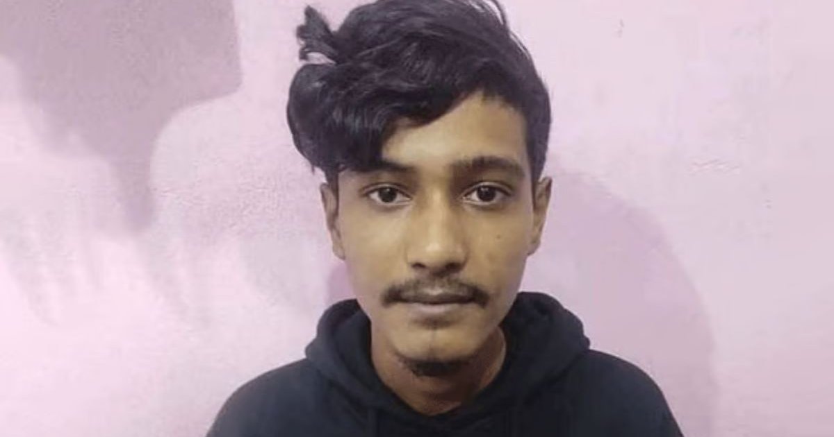 দুর্গন্ধের উৎস খুঁজতে গিয়ে সেপটিক ট্যাংকে মিললো কলেজছাত্রের লাশ