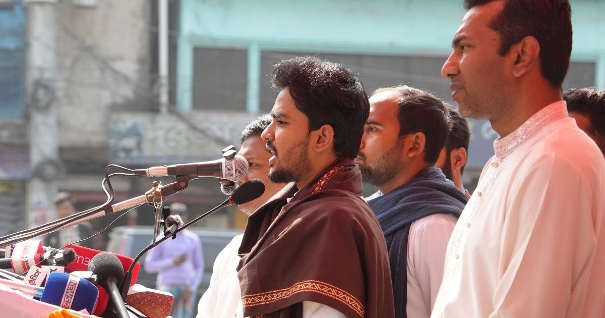 শেখ হাসিনার মতো আরেকটি দল গত ১৭ মাস ধরে ফ্যাসিবাদ কার্যক্রম চালাচ্ছে: আসিফ মাহমুদ