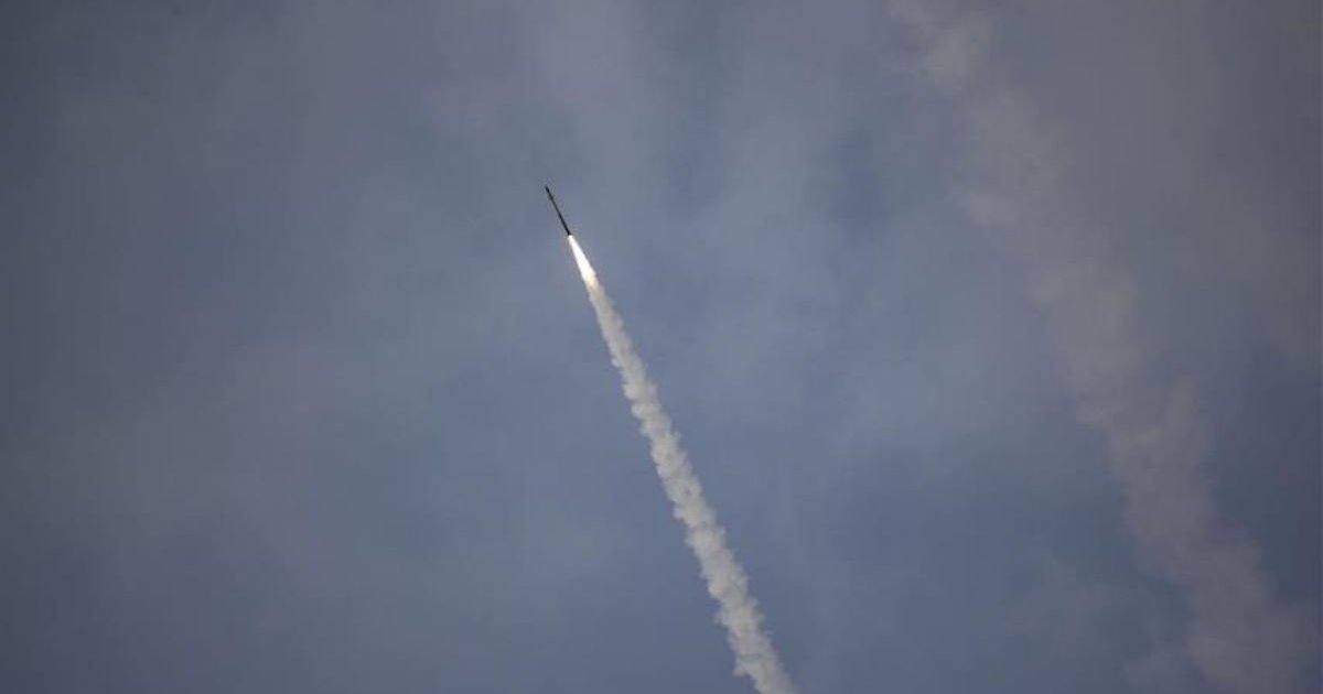 সাগরের দিকে ২টি ‘অজ্ঞাত’ ক্ষেপণাস্ত্র ছুড়লো উত্তর কোরিয়া