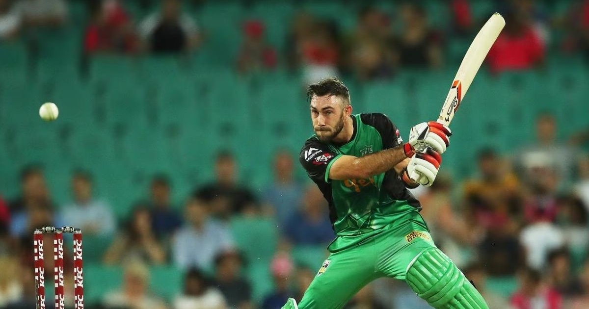 নিজের সবচেয়ে বাজে মৌসুমের পরও ম্যাক্সওয়েলকে নিয়ে কাড়াকাড়ি