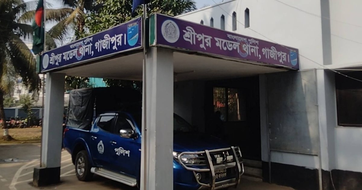 আসামি ধরতে গিয়ে ‘স্বজনদের হামলায়’ দুই পুলিশ আহত