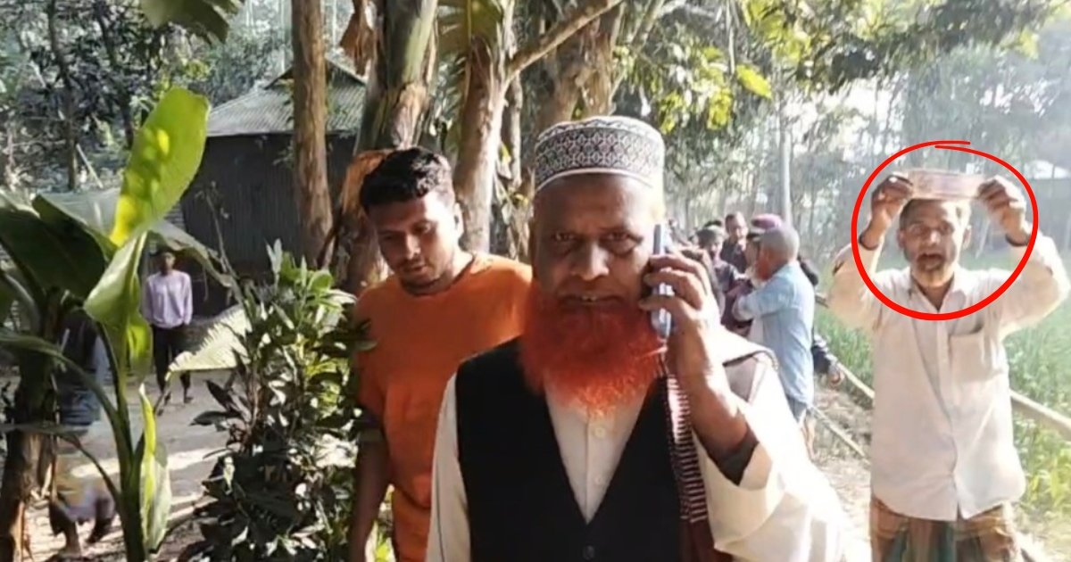 দলবেঁধে জামায়াত নেতার পেছনে ভোটাররা, বললেন— ‘আমাগোরে টেহা দিসে’