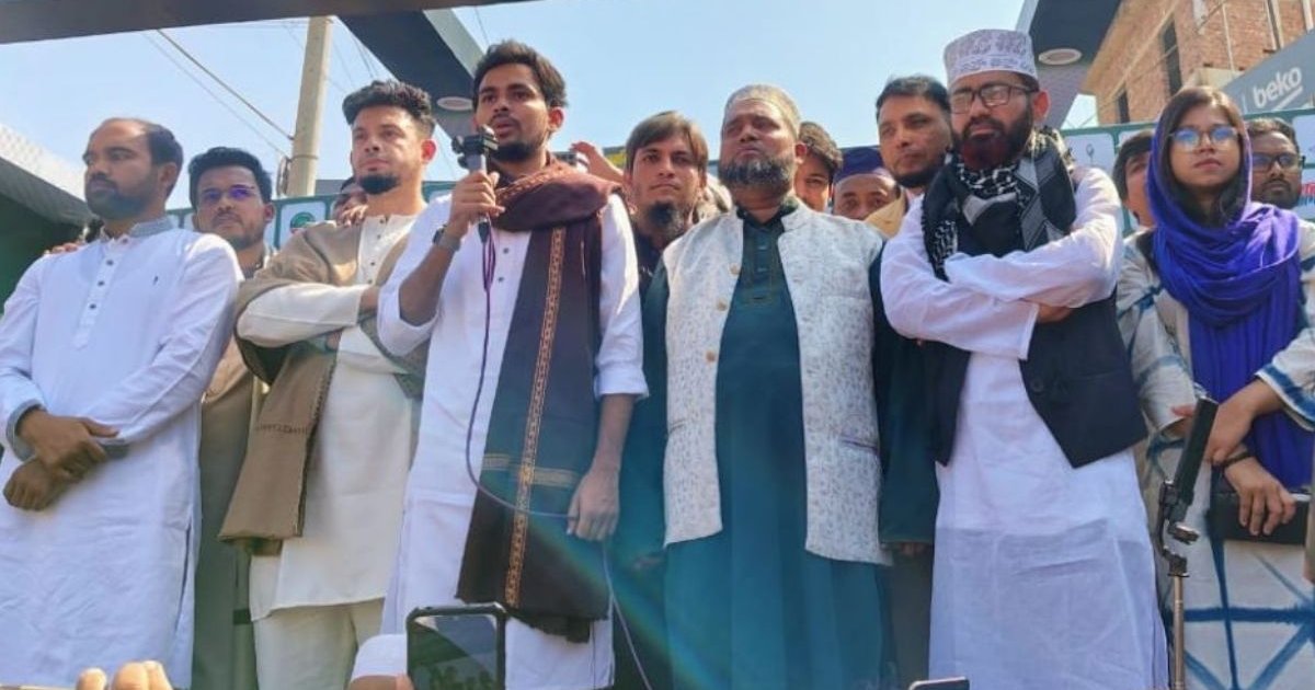 নির্বাচিত হলে এক মাসের মধ্যে কুমিল্লাকে বিভাগ করার ঘোষণা আসিফ মাহমুদের