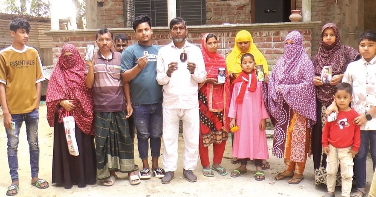 ১০ মাসেও খোঁজ মেলেনি মাদারীপুরের ১০ যুবকের