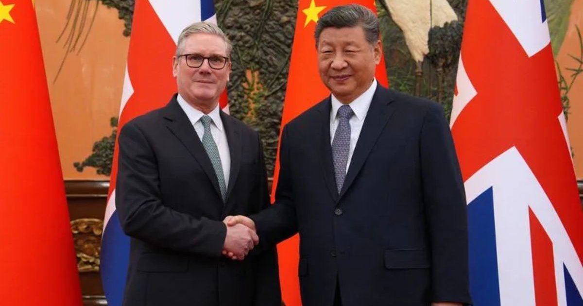 বেইজিংয়ে শি-স্টারমার বৈঠক, তিক্ততা কাটিয়ে সম্পর্ক এগিয়ে নেওয়ার প্রত্যয়