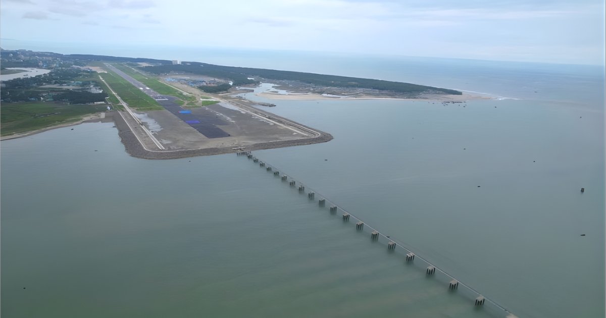 ‘সমুদ্রের বুকে তৈরি হওয়া কক্সবাজার বিমানবন্দরের রানওয়ের কিছুই সরানো যাবে না’