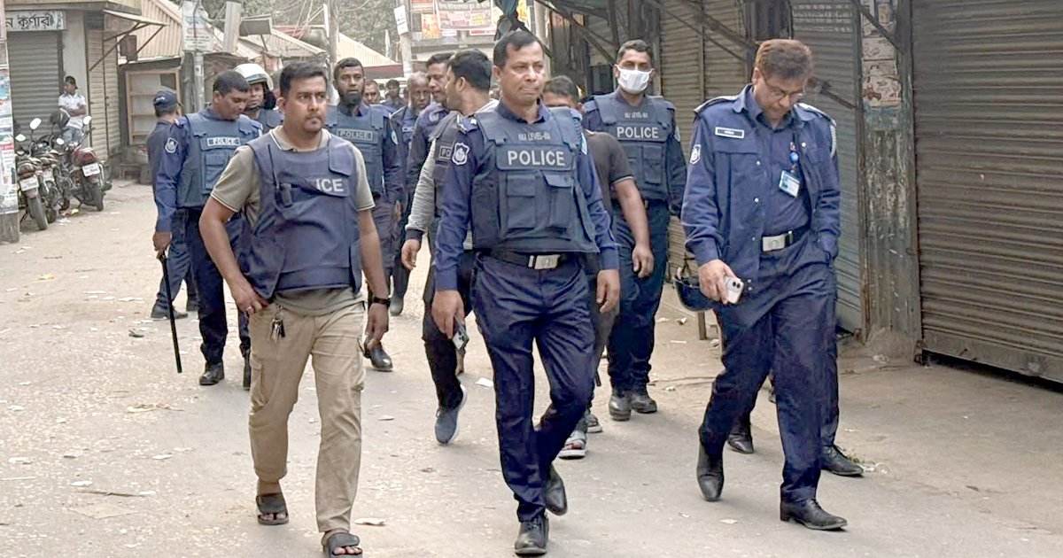 বিএনপি ও অঙ্গ সংগঠনের ২১৫ নেতাকর্মীর বিরুদ্ধে থানায় মামলা