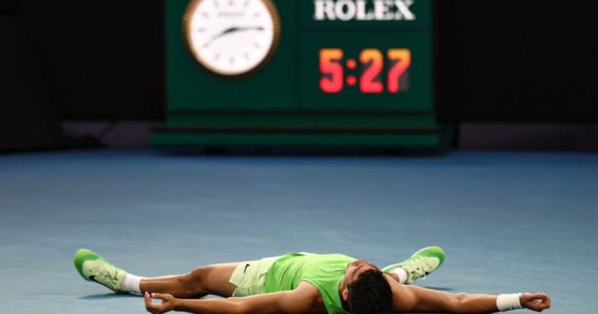 সাড়ে পাঁচ ঘণ্টার থ্রিলার জিতে ফাইনালে আলকারাজ