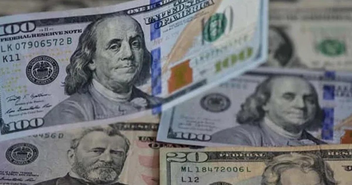 ডলারের দরপতন ও ট্রাম্পের অবস্থান, নেপথ্যে কী?