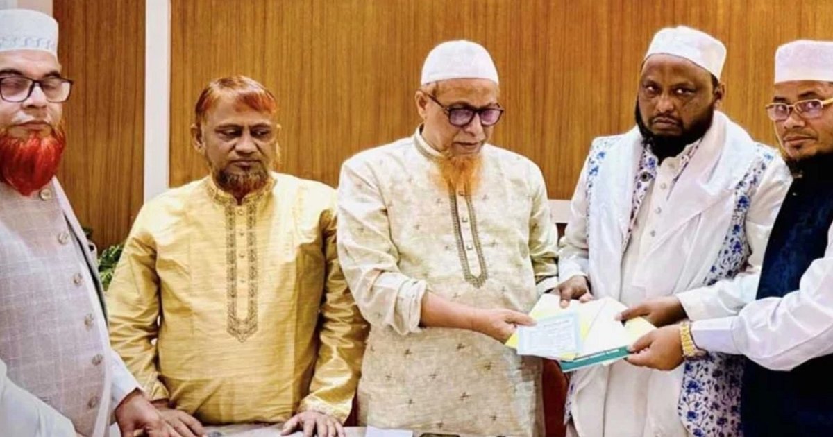 জামায়াতে যোগ দিলেন কওমির শীর্ষ আলেম