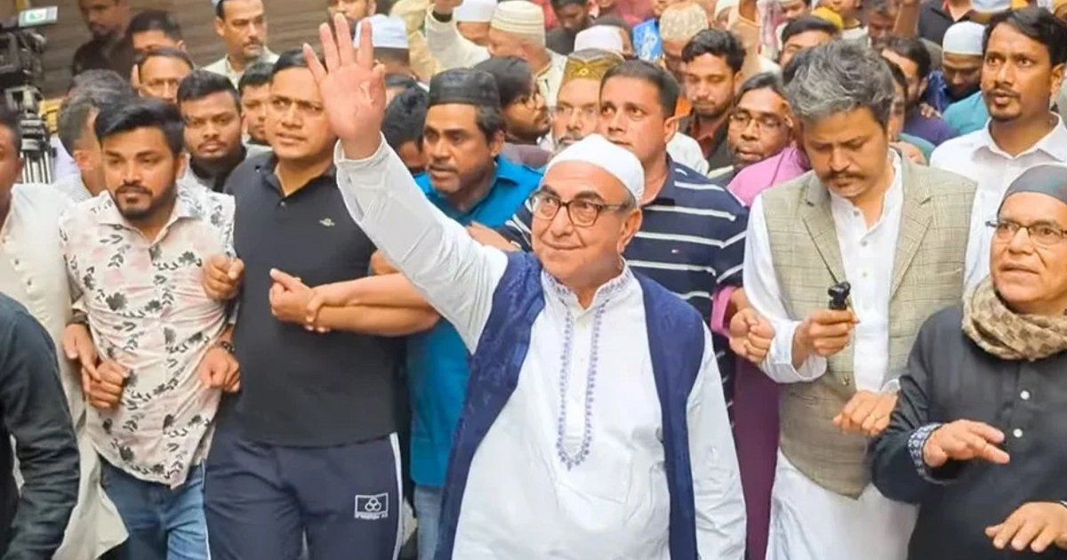 ‘কিছু ছেলে আঙুল ফুলে কলাগাছ হয়ে লম্বা লম্বা কথা বলছে’