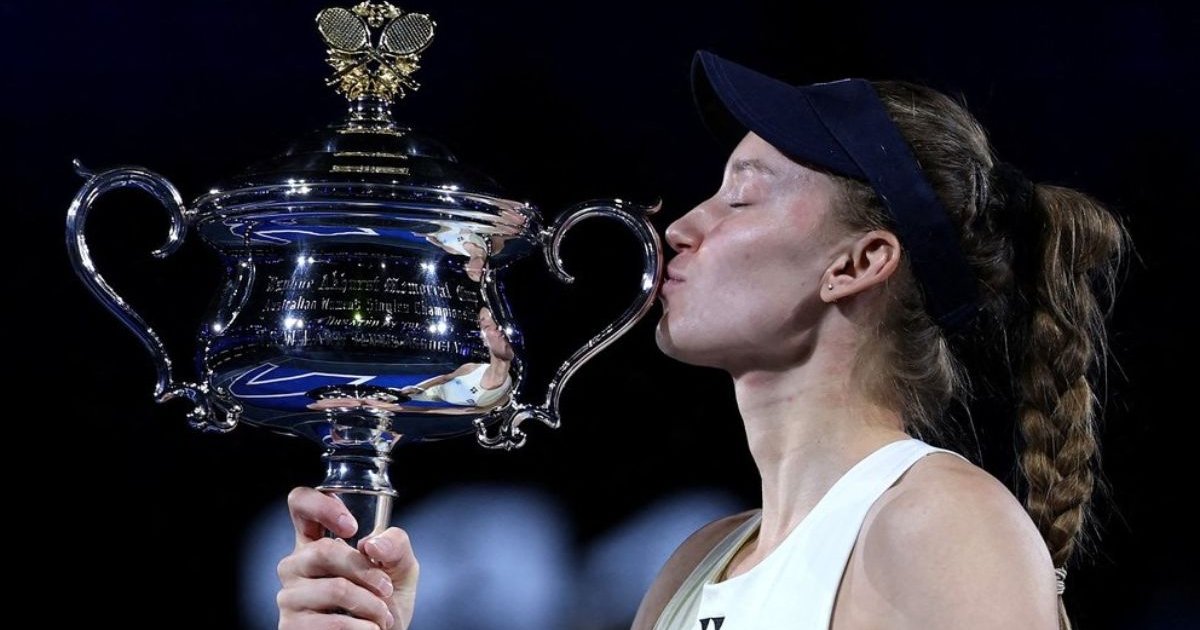 সাবালেঙ্কাকে হারিয়ে অস্ট্রেলিয়ান ওপেনের নতুন রানি রিবাকিনা