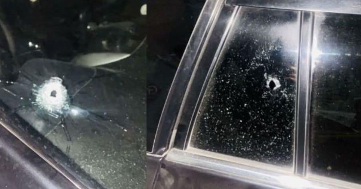 আড়াইহাজারে সাবেক ছাত্রদল নেতার গাড়ীতে গুলি