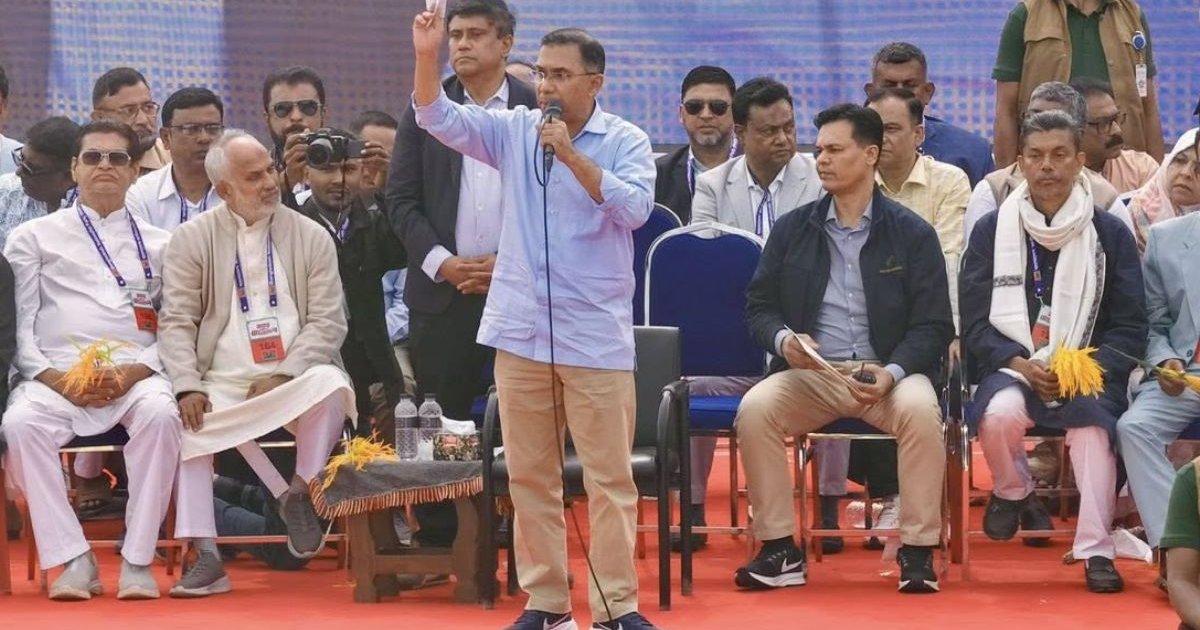 ‘একটি রাজনৈতিক দল নারীদের ঘরে আটকে রাখতে চায়’