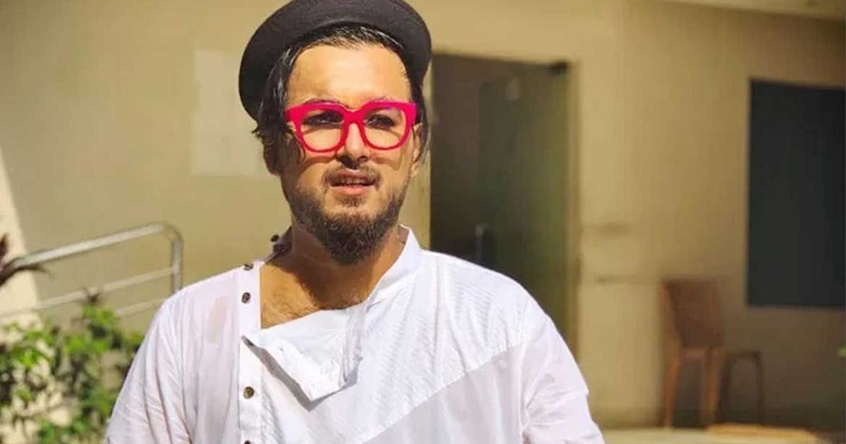 বিয়ের প্রলোভনে ‘টাকা আত্মসাৎ’:  মা-স্ত্রীসহ গায়ক নোবেলের বিরুদ্ধে গ্রেপ্তারি পরোয়ানা