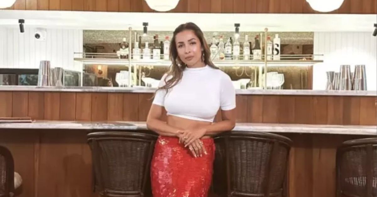 এক প্লেট খিচুড়ির দাম ৭৫০, এক বোতল পানি ৪৭৫ টাকা!